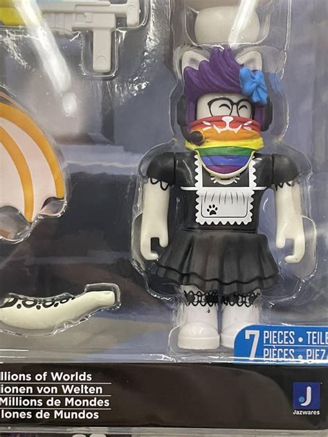 Femboy roblox gets cream pied .